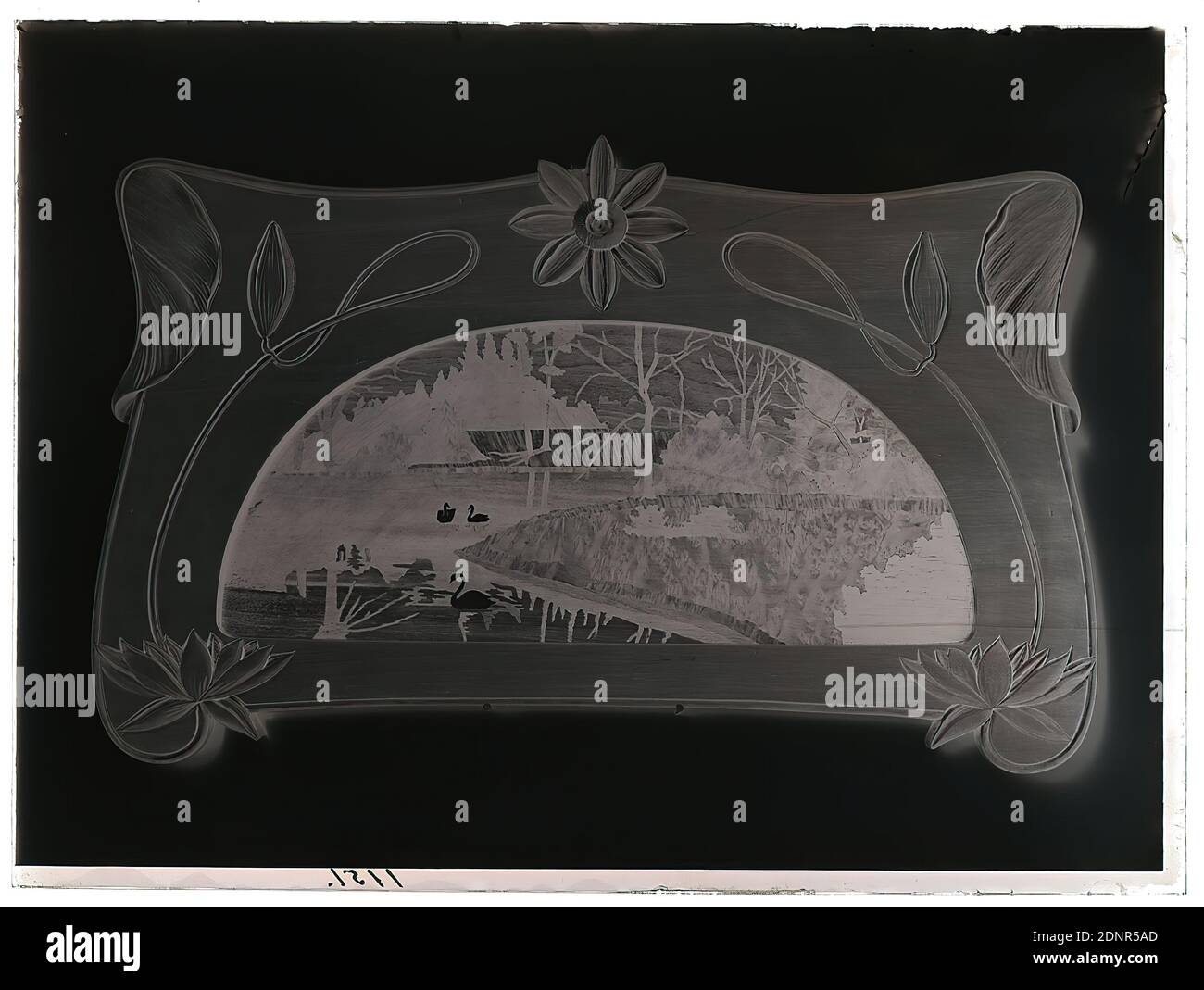 Wilhelm Weimar, opera pittorica, intarsia art nouveau, vetro negativo, bianco e nero processo negativo, totale: Altezza: 23.8 cm; larghezza: 17.8 cm, numerato: u.: In inchiostro nero: 1151, fotografia, ornamenti floreali Foto Stock