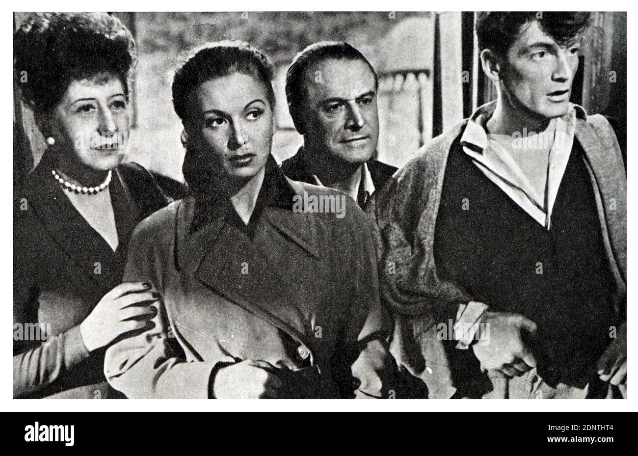 Film ancora da 'Les Parents Terrribles' con Jean Cocteau, Jean Marais, Josette Day e Yvonne de Bray. Foto Stock