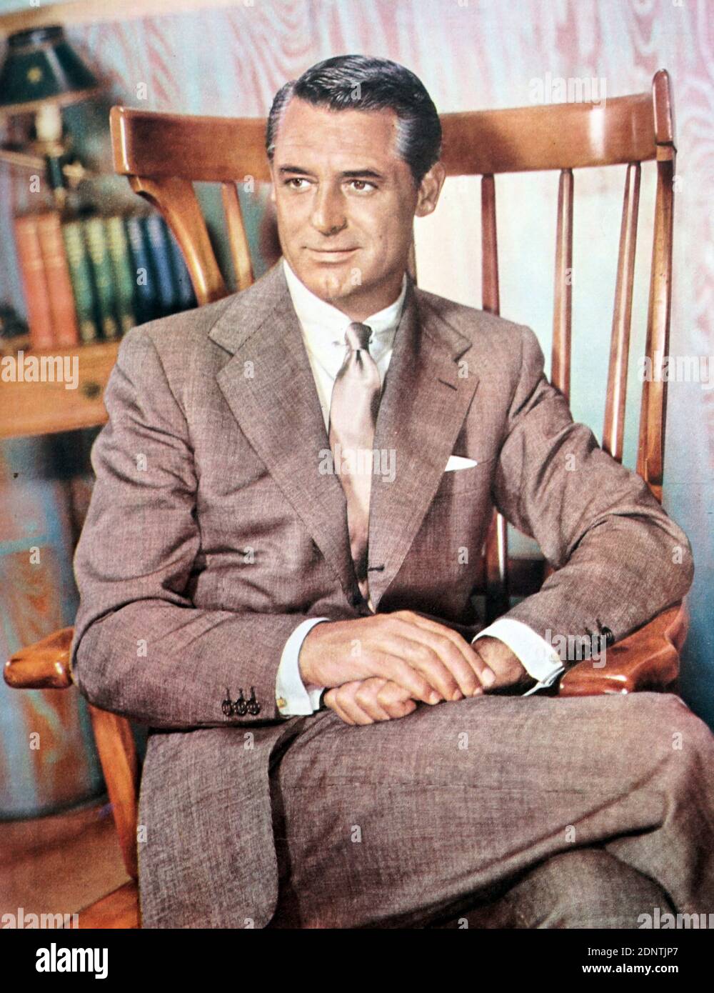 Film ancora di Cary Grant (1904-1986) da 'Dream Wife'. Foto Stock