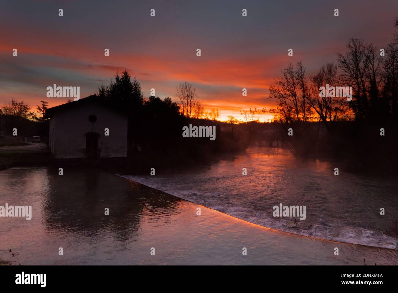 Le sorgenti del fiume Livenza all'alba, Italia Foto Stock