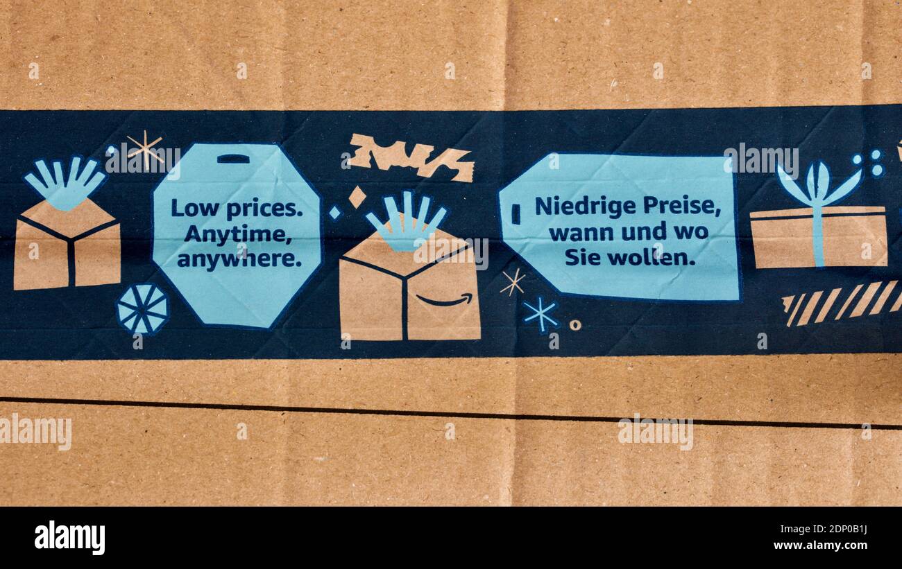 Nastro per pacchi Amazon - Prezzi bassi, sempre e ovunque Foto stock - Alamy