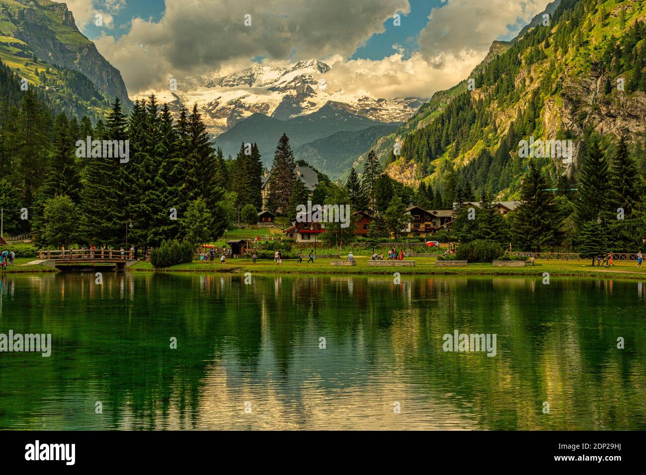 Lago di Gover, valle del Lys. Gressoney-Saint-Jean, Valle d'Aosta, Italia Foto Stock