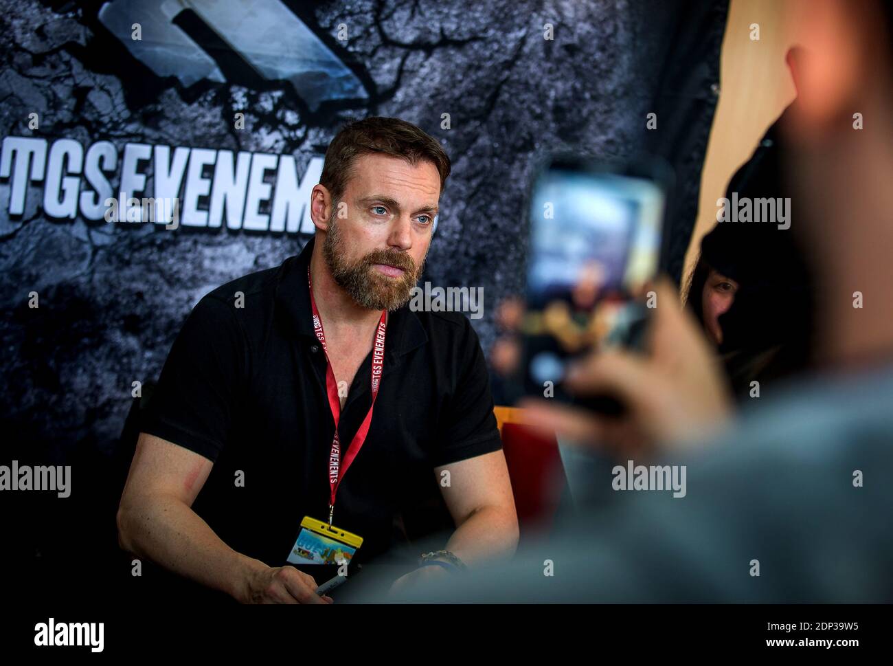 L'attore STATUNITENSE Michael Shanks incontra i fan durante il Toulouse Game Show di Tolosa, Francia, il 5 aprile 2015. Foto di Bernard-Marie/ABACAPRESS;COM Foto Stock