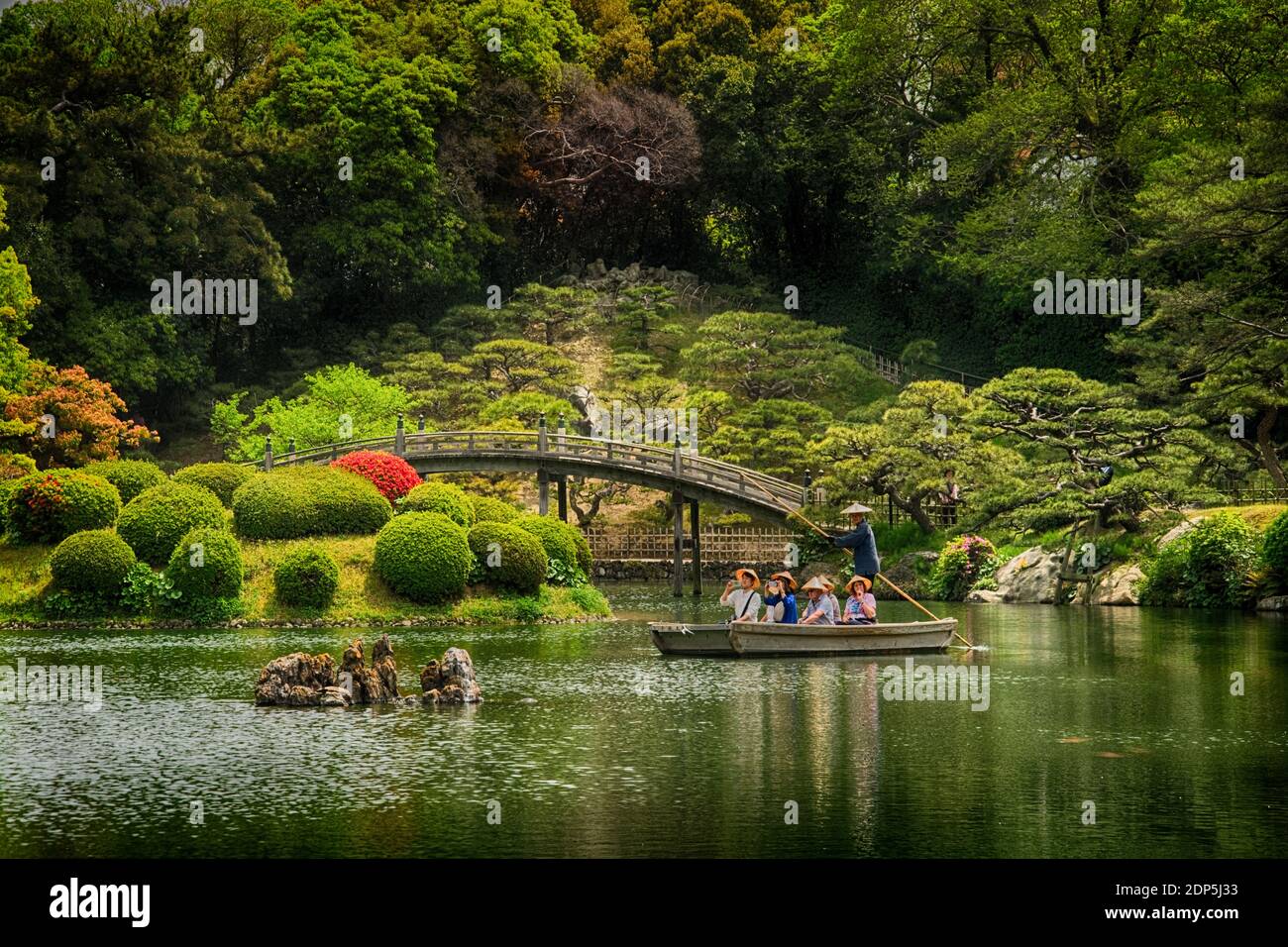 ASIA, Giappone, Isola di Shikoku, Prefettura di Kagawa, Takamatsu (高松市 Takamatsu-shi), Giardino di Ritsurin (periodo Edo) Foto Stock