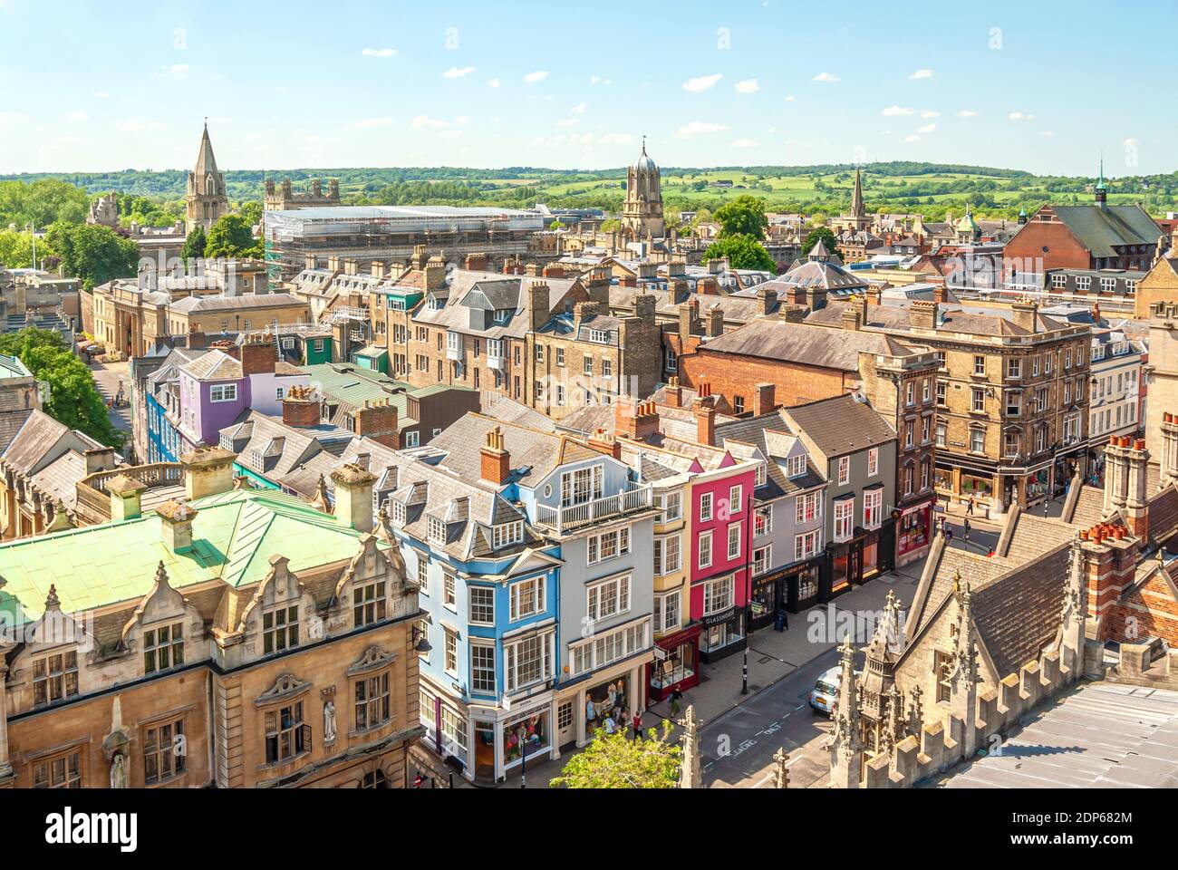 Vista sulla città di Oxford, vista dalla St Mary's Church Tower, Oxfordshire, Inghilterra Foto Stock