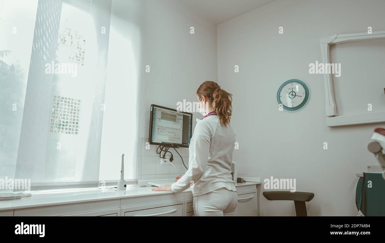 Sala di trattamento di chirurgia dentale Foto Stock