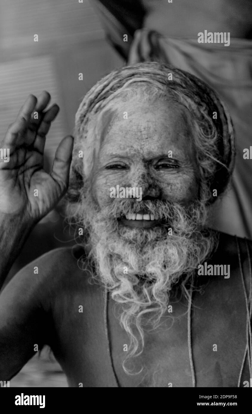 Monaco indiano (Naga Sadhu baba) a Santa Ardh Kumbh Mela, Allahabad (Paryagraj), Uttar Pradesh/ India, febbraio 2019. Foto Stock