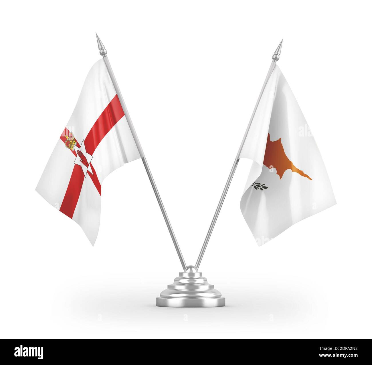 Bandiere da tavolo di Cipro e Irlanda del Nord isolate su 3D bianco rendering Foto Stock