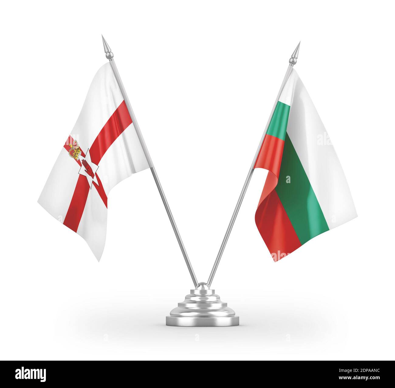 Bandiere da tavolo per Bulgaria e Irlanda del Nord isolate su 3D bianco rendering Foto Stock