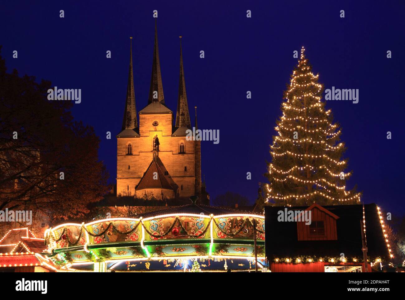 Severikirche am DOMBERG, Mercatino di Natale, Erfurt, Turingia, Germania / Severikirche am DOMBERG, Weihnachtsmarkt, Erfurt, Thüringen, Deutschland Foto Stock