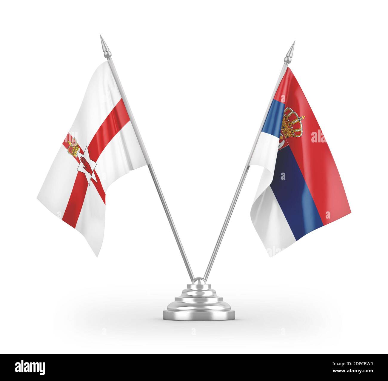Bandiere da tavolo per Serbia e Irlanda del Nord isolate su 3D bianco rendering Foto Stock