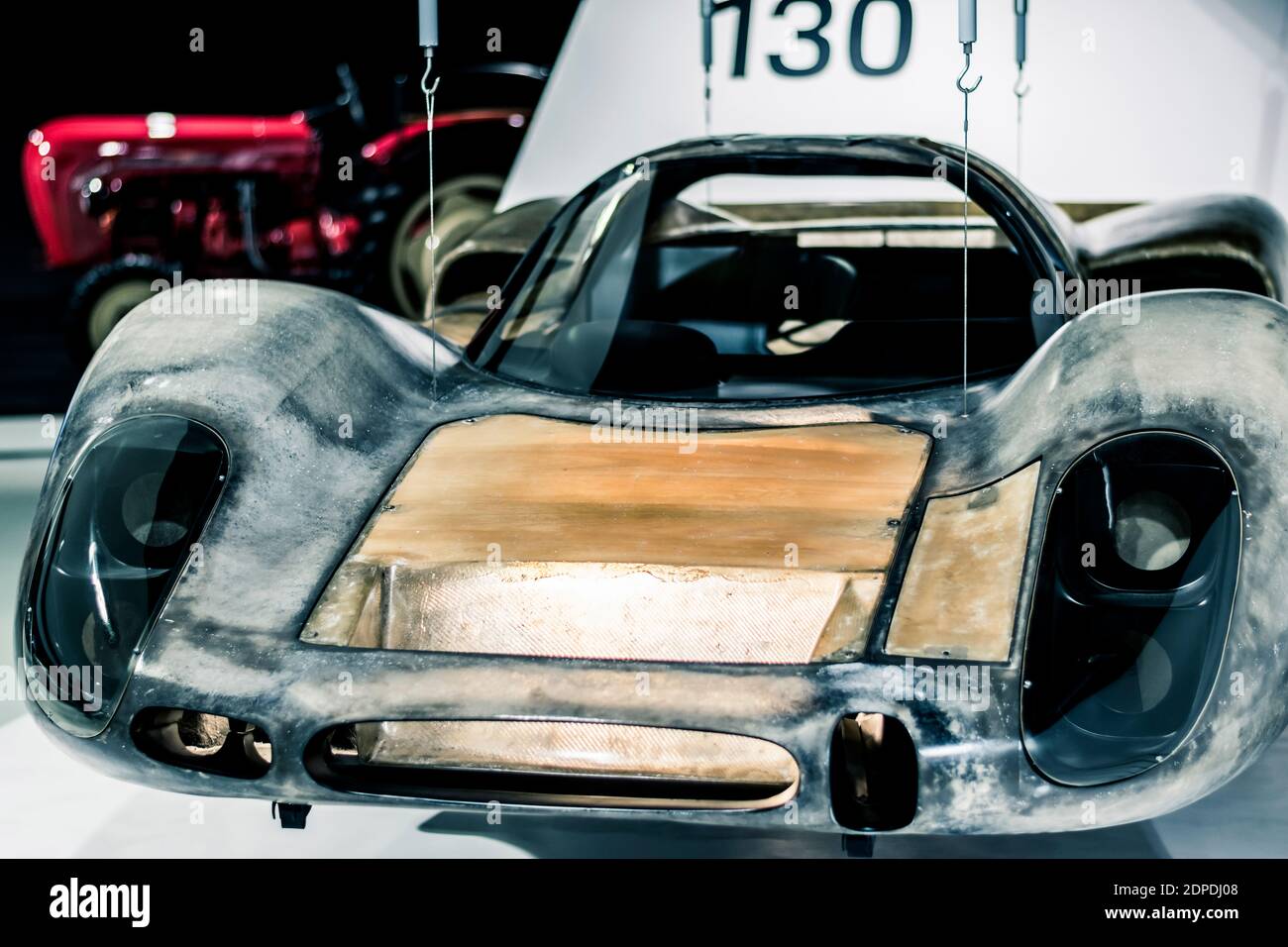 STOCCARDA, Germania 6 marzo 2020: La Porsche 908 era una vettura da corsa della Porsche, introdotta nel 1968 Foto Stock