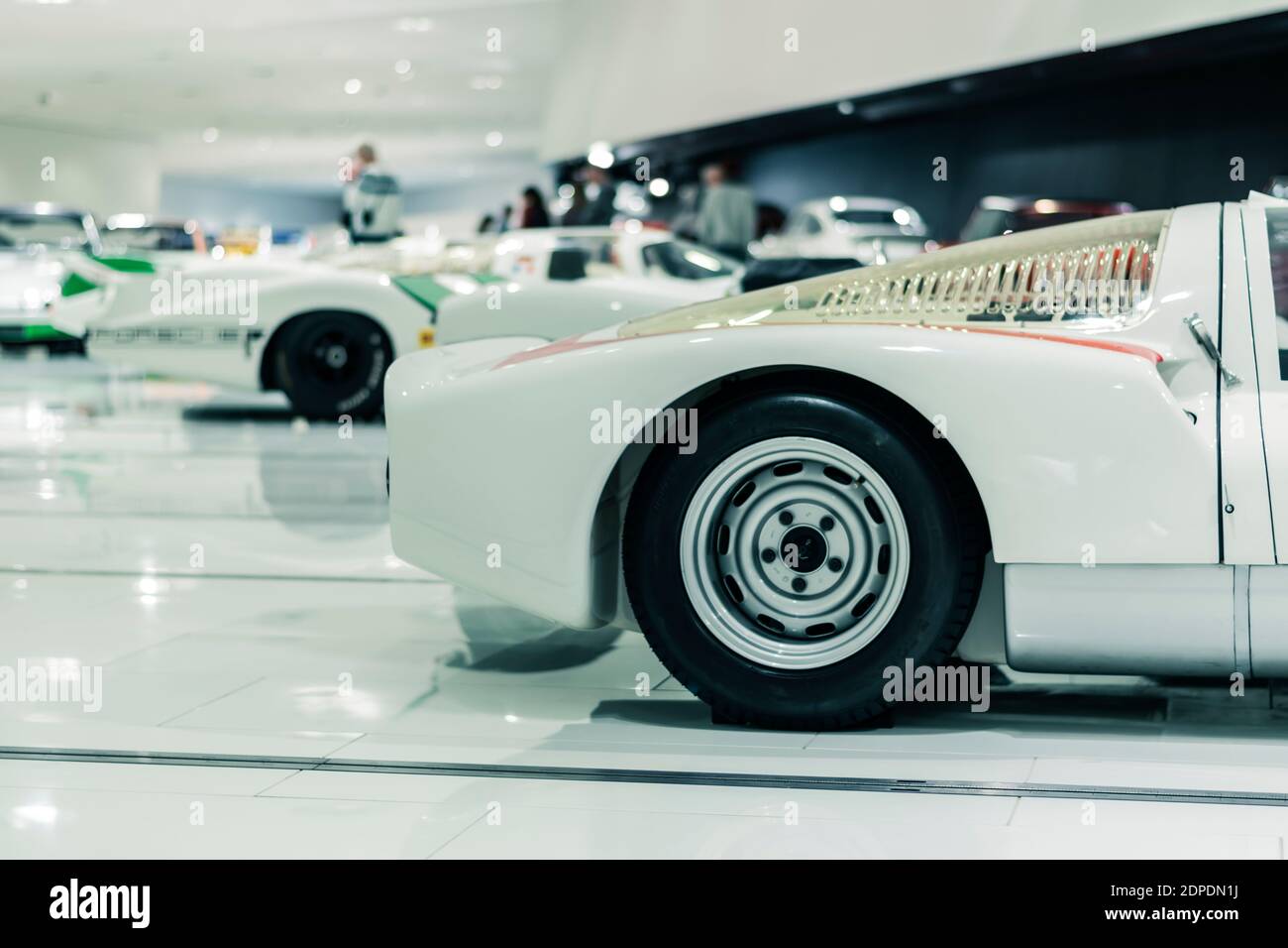 STOCCARDA, Germania 6 marzo 2020: La Porsche 908 KH (1967) nel Museo Porsche. Foto Stock