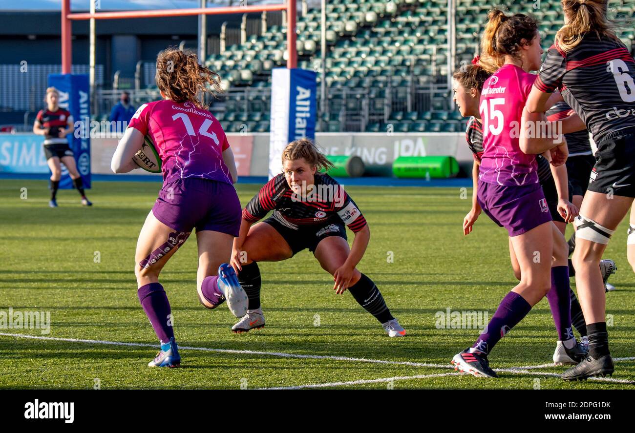 Londra, Regno Unito. 19 dicembre 2020. Rhona Lloyd of Loughborough Lightning con la palla durante la partita delle donne Allianz Premier 15s tra Saracens Women e Loughborough che si illuminano all'Allianz Park, Londra, Inghilterra, il 19 dicembre 2020. Foto di Phil Hutchinson. Solo per uso editoriale, è richiesta una licenza per uso commerciale. Nessun utilizzo nelle scommesse, nei giochi o nelle pubblicazioni di un singolo club/campionato/giocatore. Credit: UK Sports Pics Ltd/Alamy Live News Foto Stock