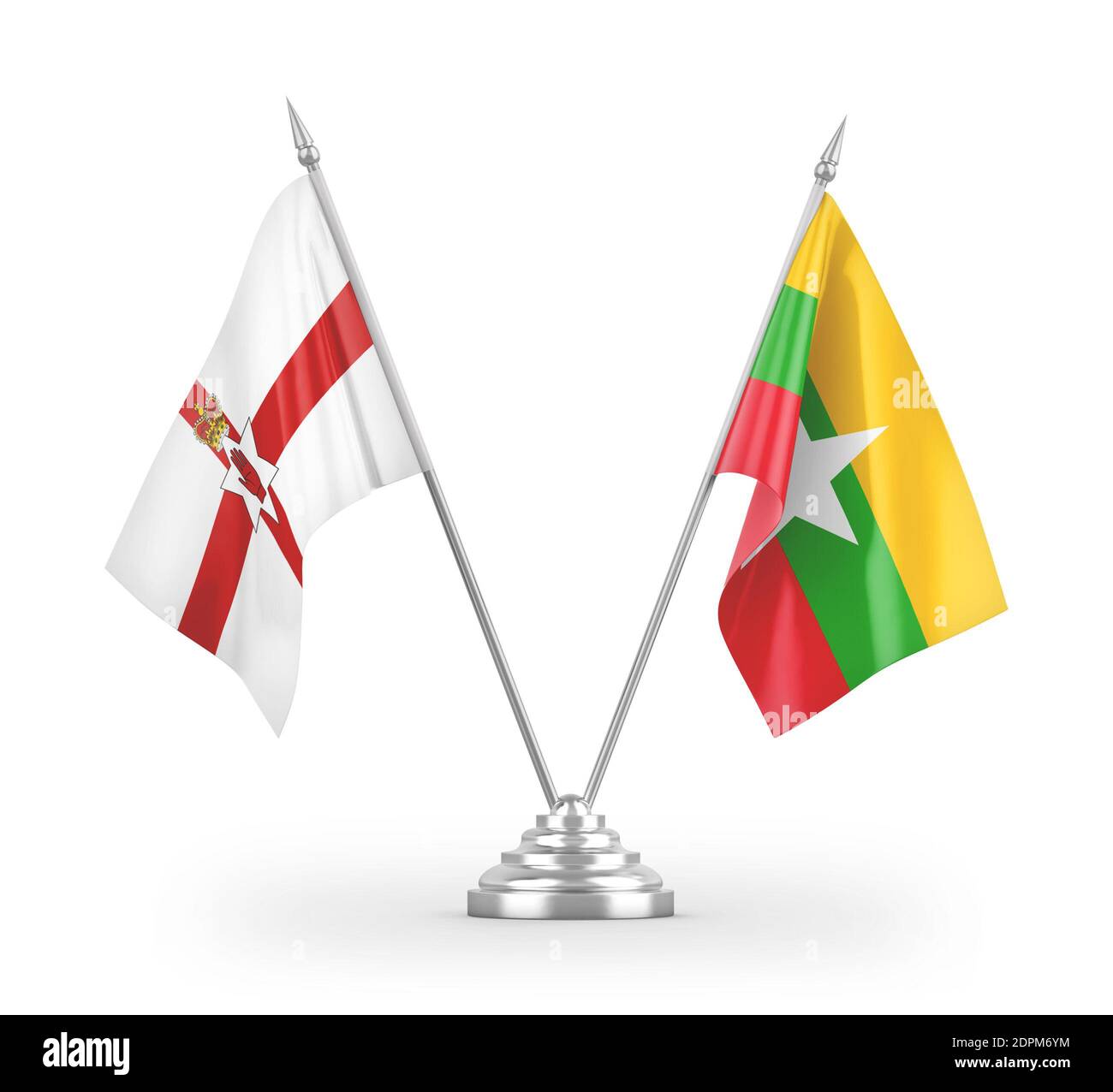 Bandiere da tavolo per Myanmar e Irlanda del Nord isolate su 3D bianco rendering Foto Stock