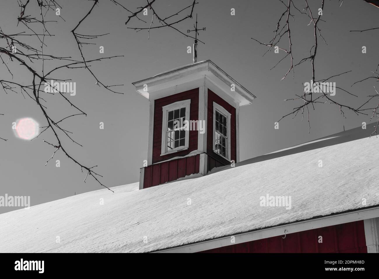 Fienile e neve Foto Stock