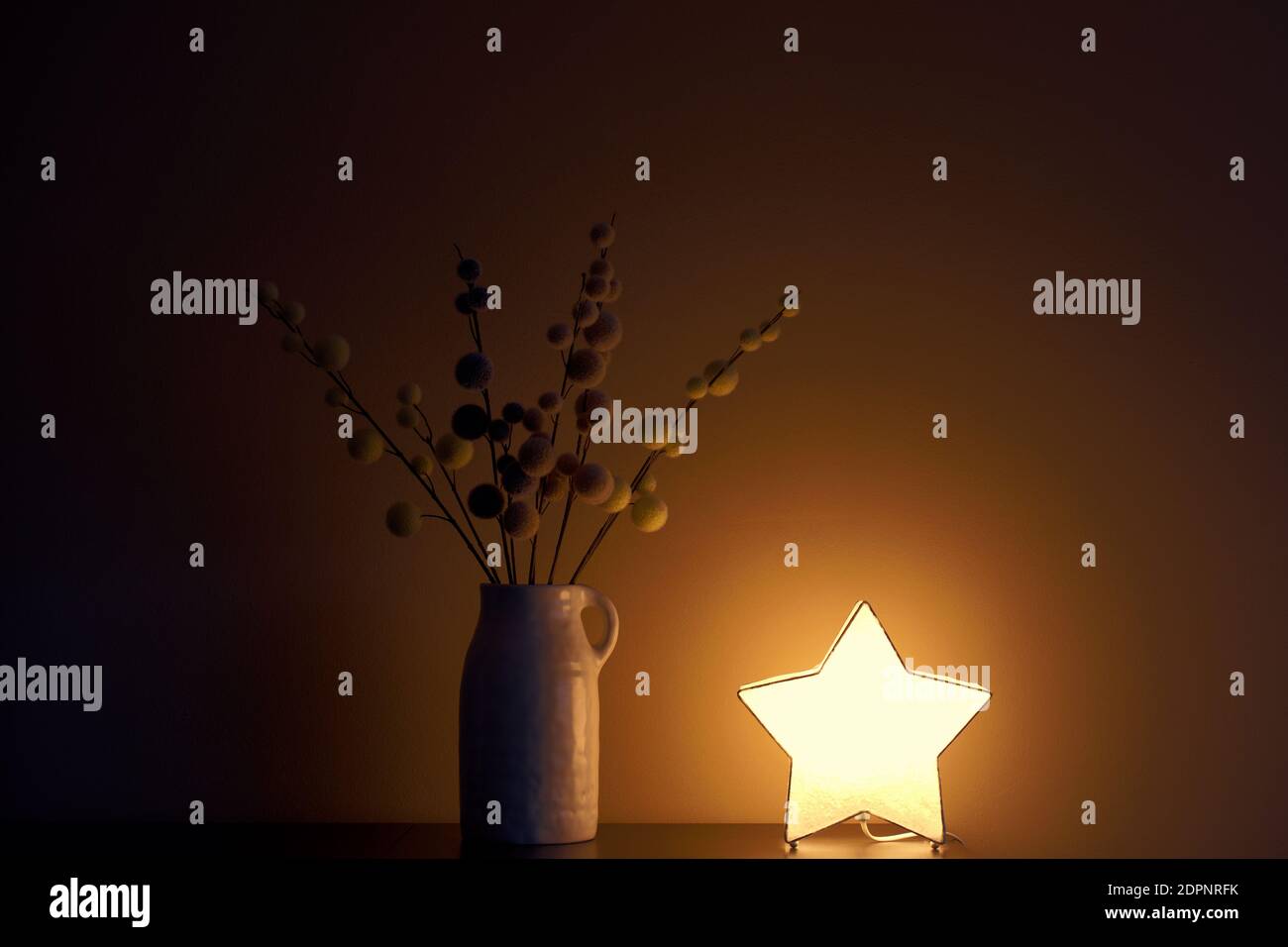 illustrazione di una candela sullo sfondo Foto Stock