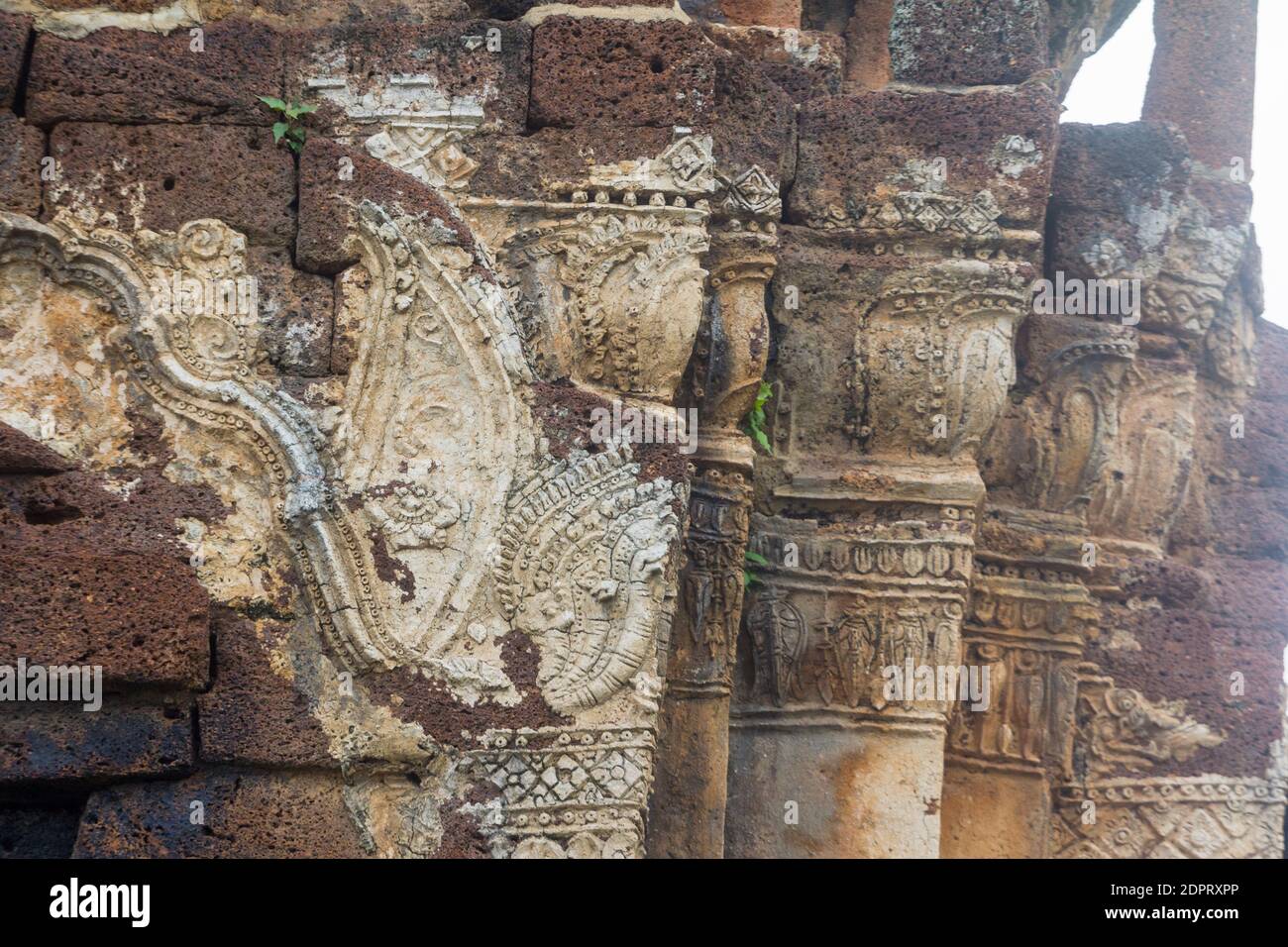 Wat Kamphaeng Laeng è una serie di antichi templi Khmer a Phetchaburi, Thailandia Foto Stock