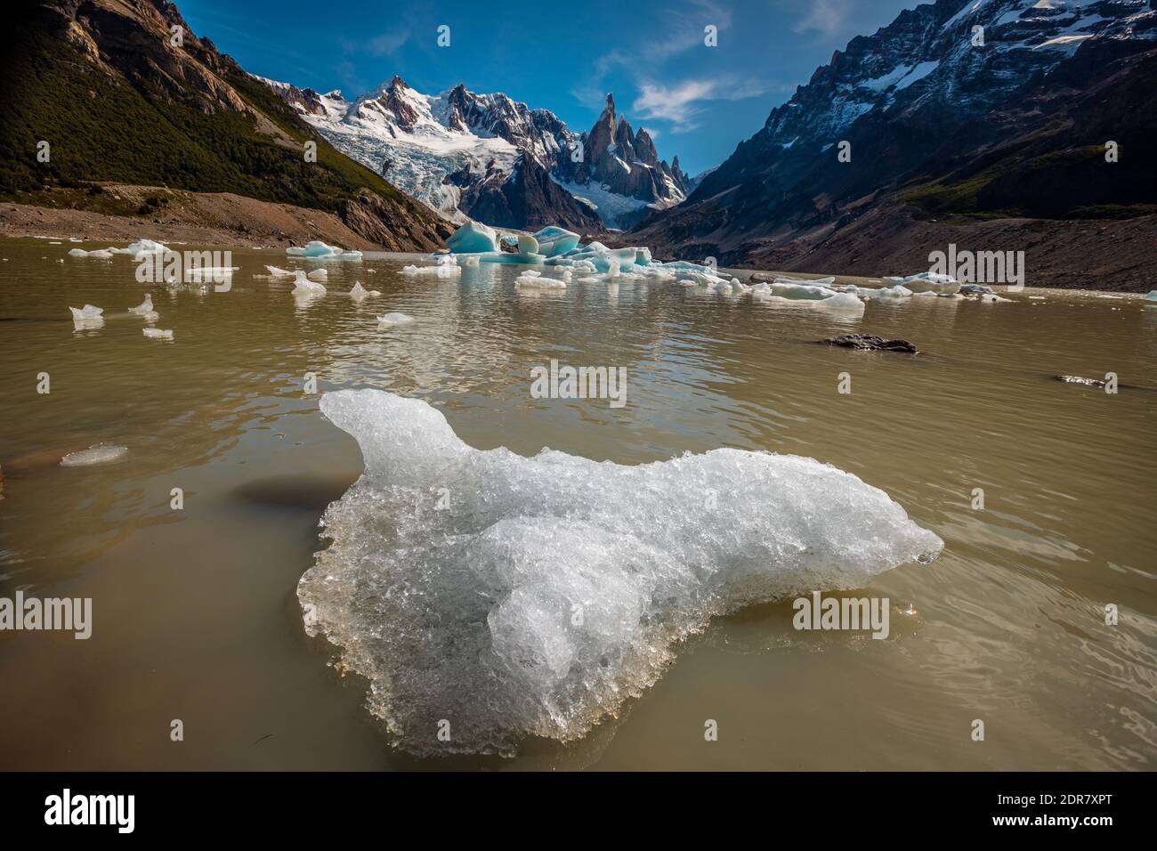 Lago di ghiaccio a Cerro Torre Argentina Foto Stock