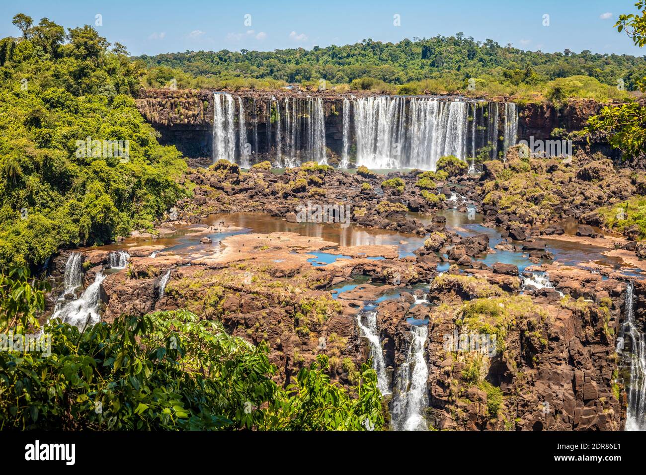 Cascate più piccole nel lato argentino di Iguazu Foto Stock