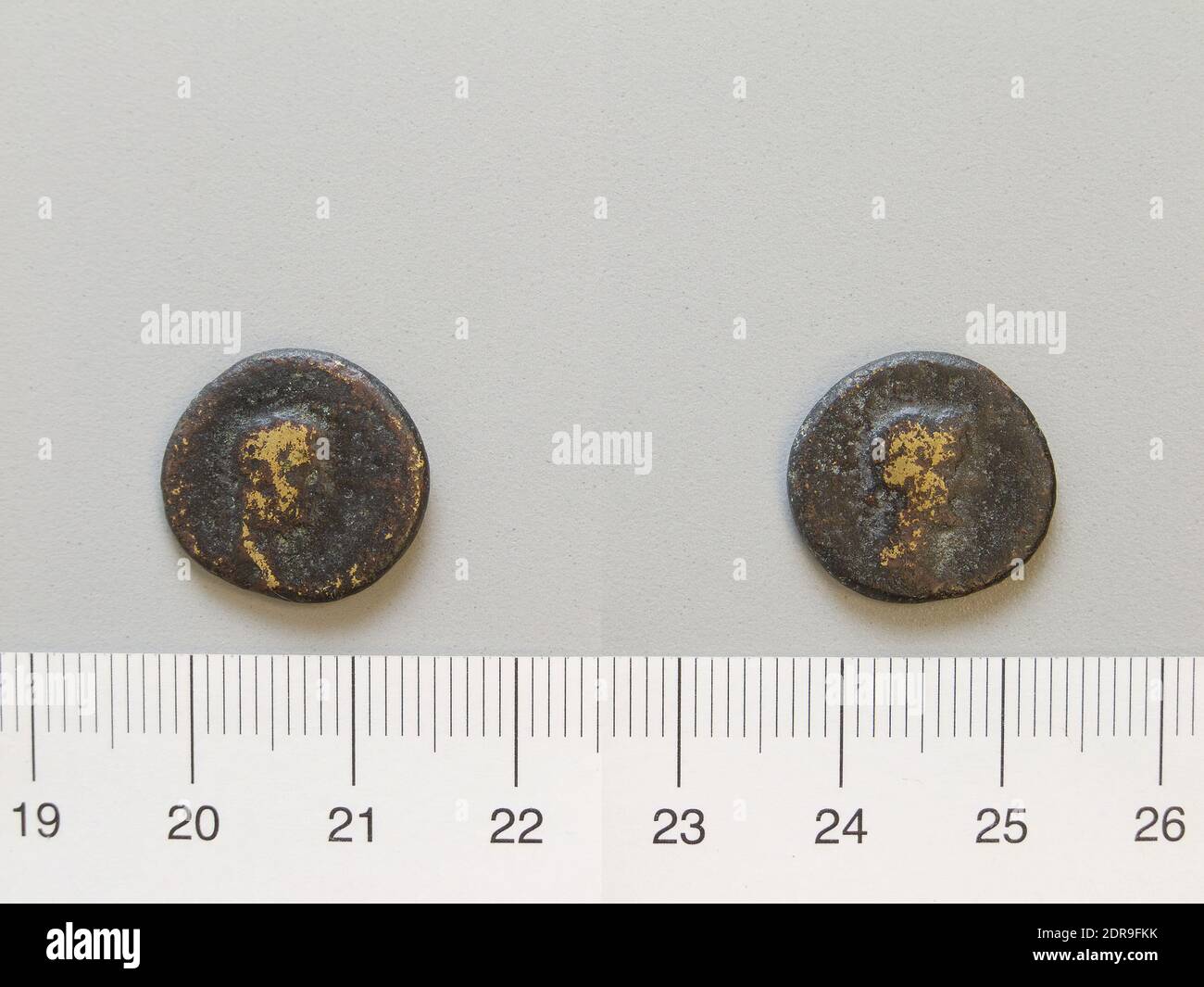 Onorando: Britannico, figlio dell'imperatore Claudio, Onorando: Nerone, imperatore di Roma, Romano, 37–68 d.C., governato 54–68 d.C., menta: Pergamo, moneta da Pergamo, 50–54, bronzo perlato, 2.82 g, 12:00, 17 mm, fabbricato in Pergamo, Mysia, Greco, i secolo, Numismatica Foto Stock