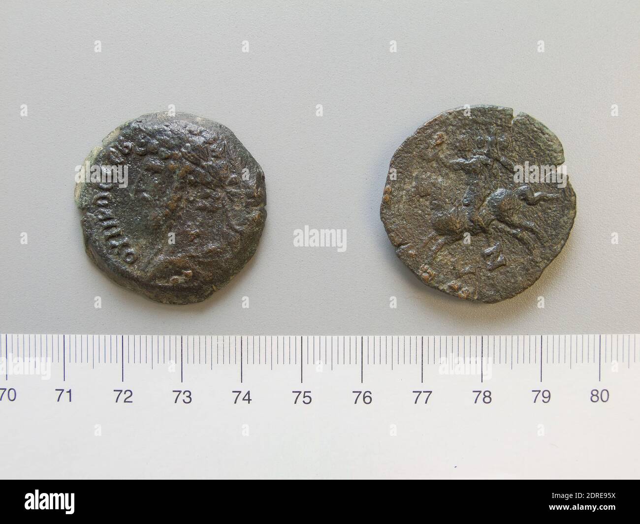 Re: L. Vero, Imperatore di Roma, 161-169 d.C., Zecca: Alessandria, 1 dracm di L. Vero, Imperatore di Roma da Alessandria, 166-67, rame, made in Alessandria, Egitto, Roman, II secolo d.C., Numismatica, Numismatica Foto Stock