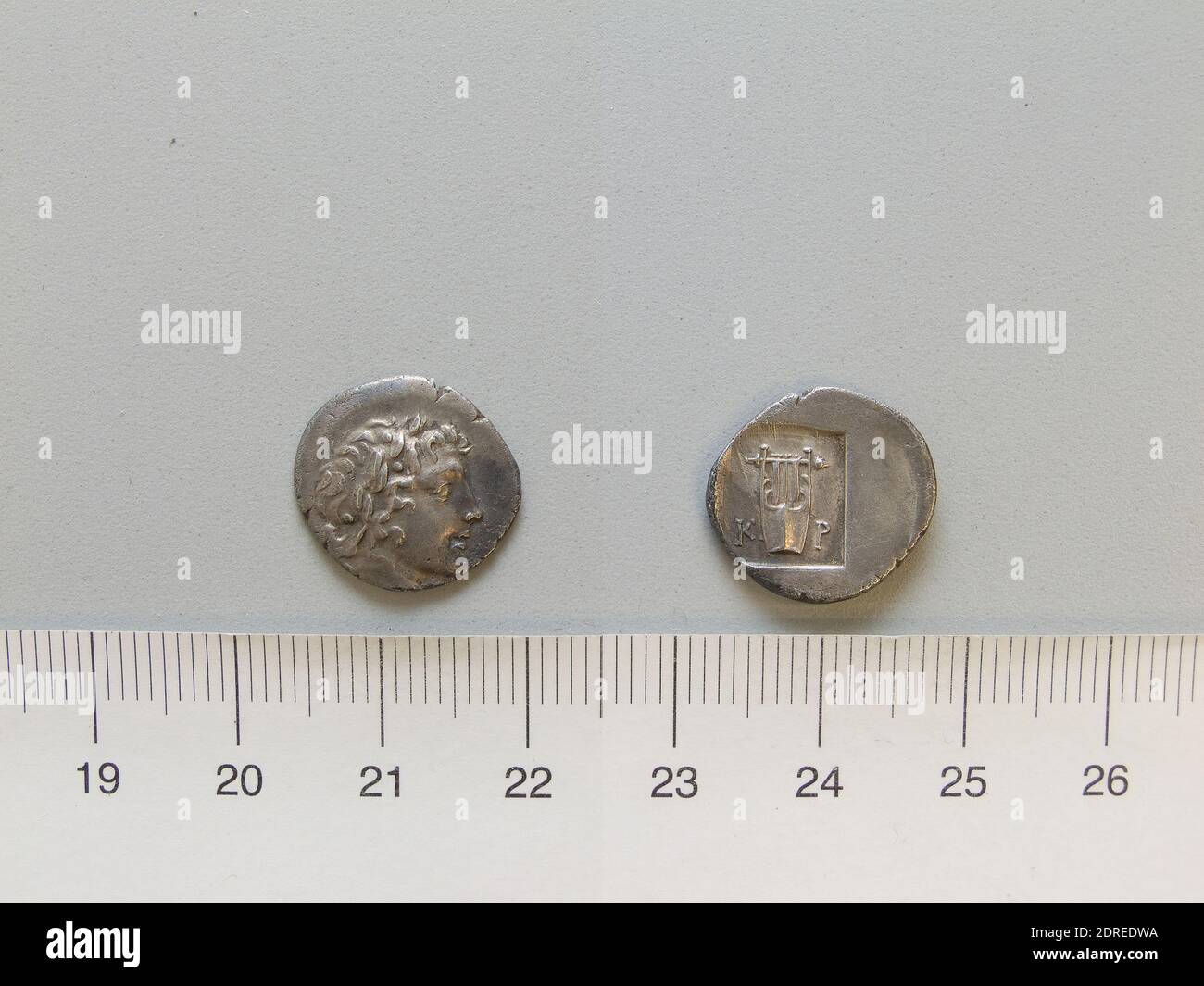 Menta: Crago, Ebidrachmo di Crago, 45–19/18 a.C., Argento, 1.91 g, 12:00, 15.5 mm, Made in Crago, Greco, i secolo a.C., Numismatica Foto Stock