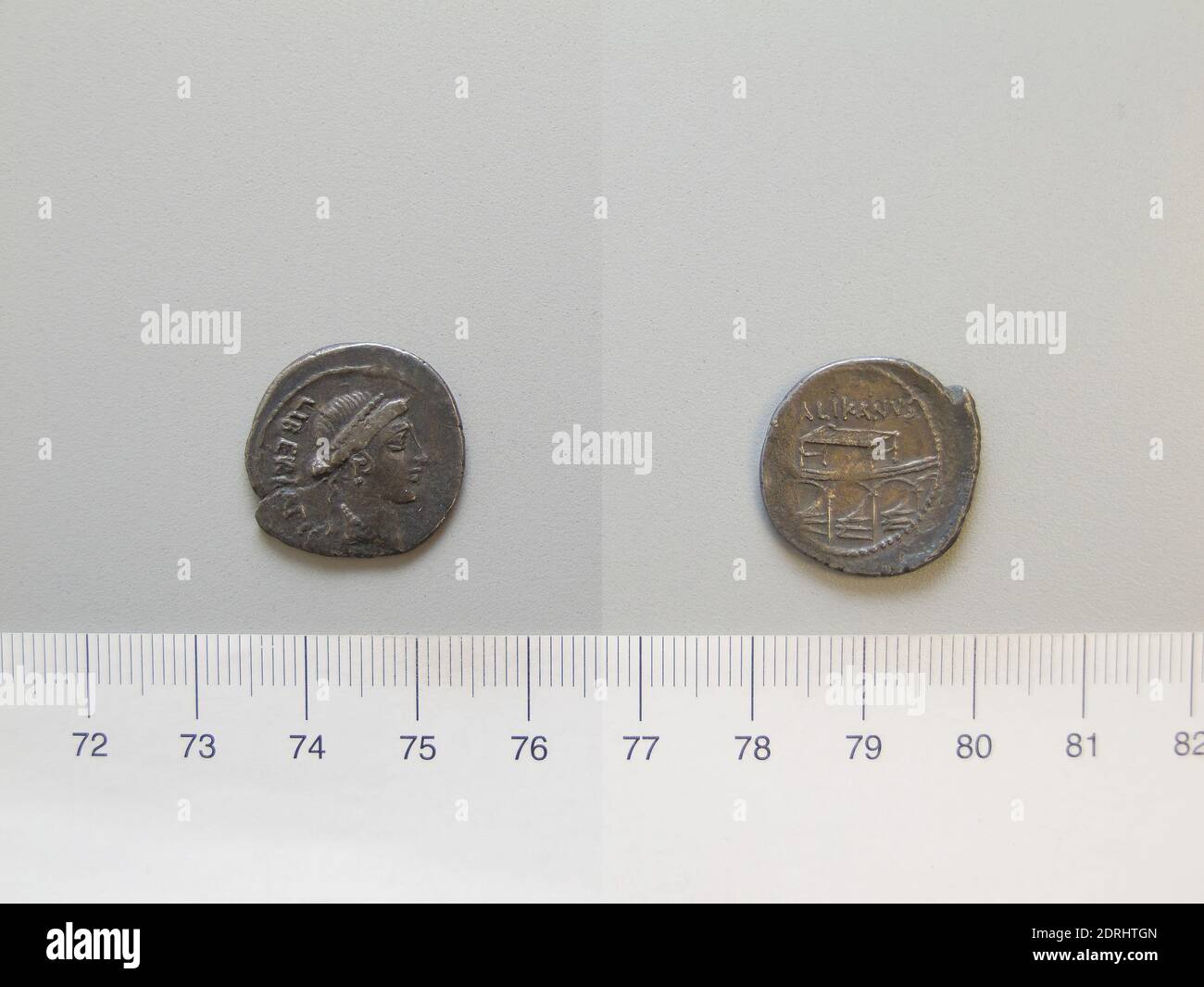 Mint: Roma, Magistrato: Lollius Palicanus, Denarius da Roma, ca. 45 a.C., Argento, 3.51 g, 3:00, 20 mm, Made in Rome, Italy, Roman, i secolo a.C., Numismatica Foto Stock