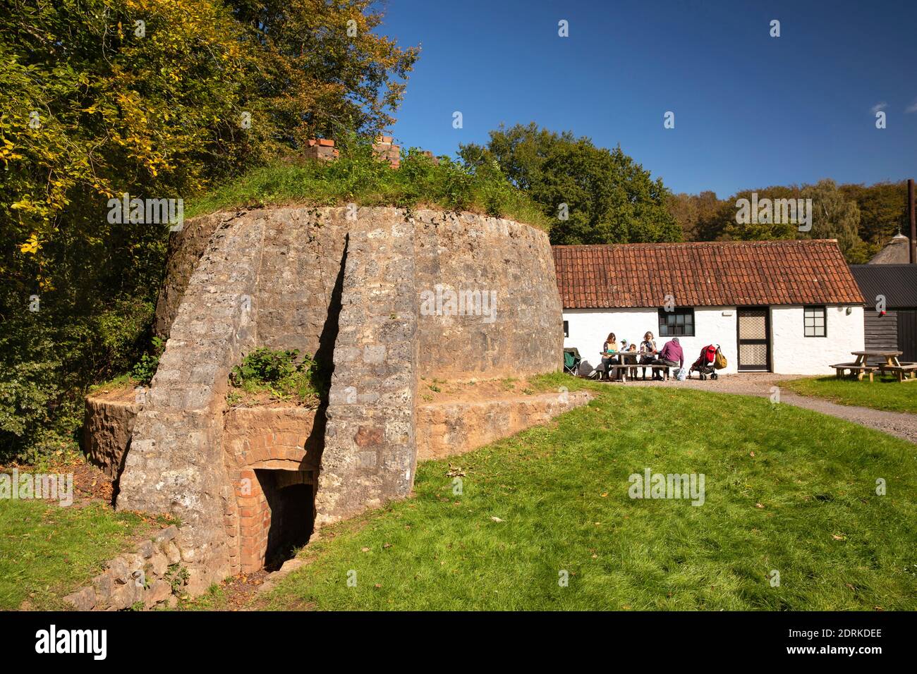 Regno Unito, Galles, Cardiff, St. Fagans, Museo Nazionale di Storia, forno per ceramiche di Ewenny, costruito nel 1800, convertito all'aspetto attuale intorno al 1900 Foto Stock