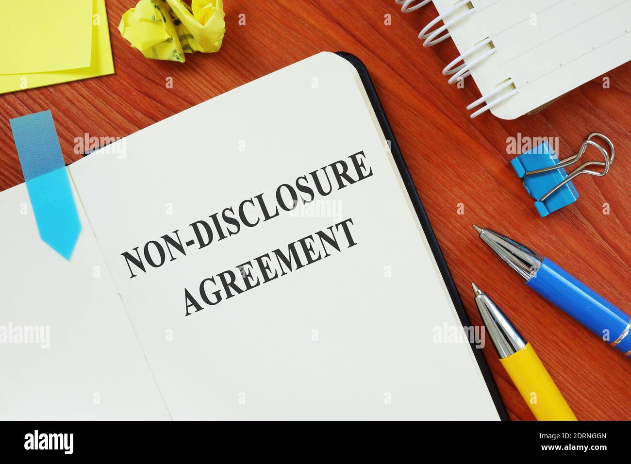 Accordo di non divulgazione Contratto di non divulgazione per la firma. Foto Stock