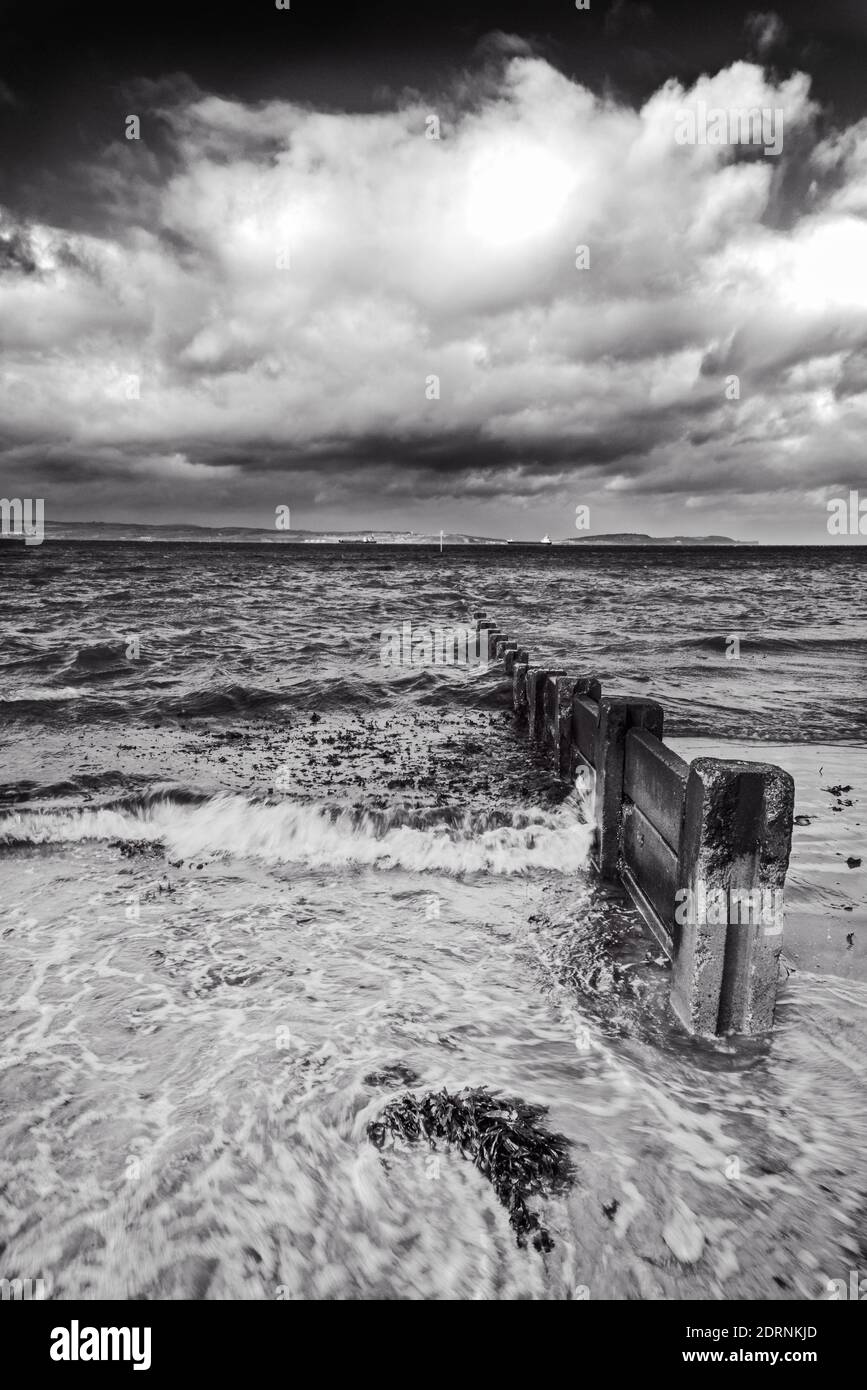 Ballyholme Beach a Bangor, County giù su Belfast Lough, Irlanda del Nord Foto Stock