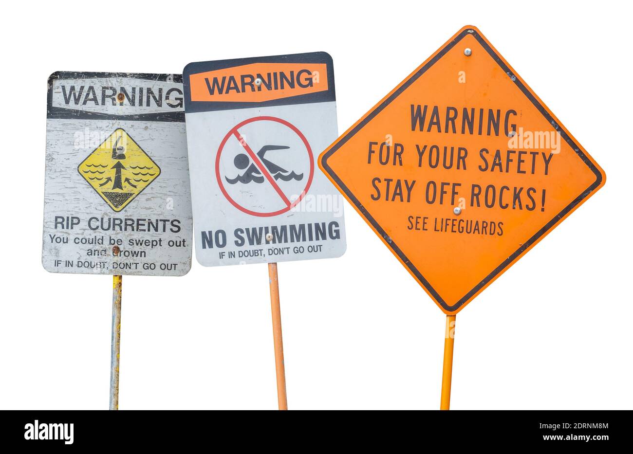 Una collezione di segnali di allarme per la sicurezza dell'acqua, visti in una spiaggia, in un lago o in un fiume, isolati su uno sfondo bianco Foto Stock