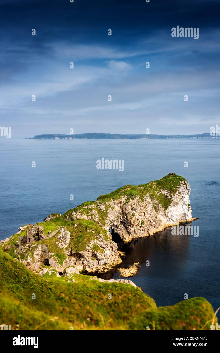 Kinbane Head, Contea di Antrim, Irlanda del Nord Foto Stock