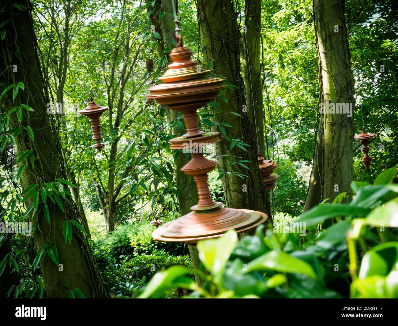 Les Jardins d’Etretat è un giardino neo-futuristico che si estende sulle scogliere della Costa d’Alabastro, in Normandia, in Francia Foto Stock