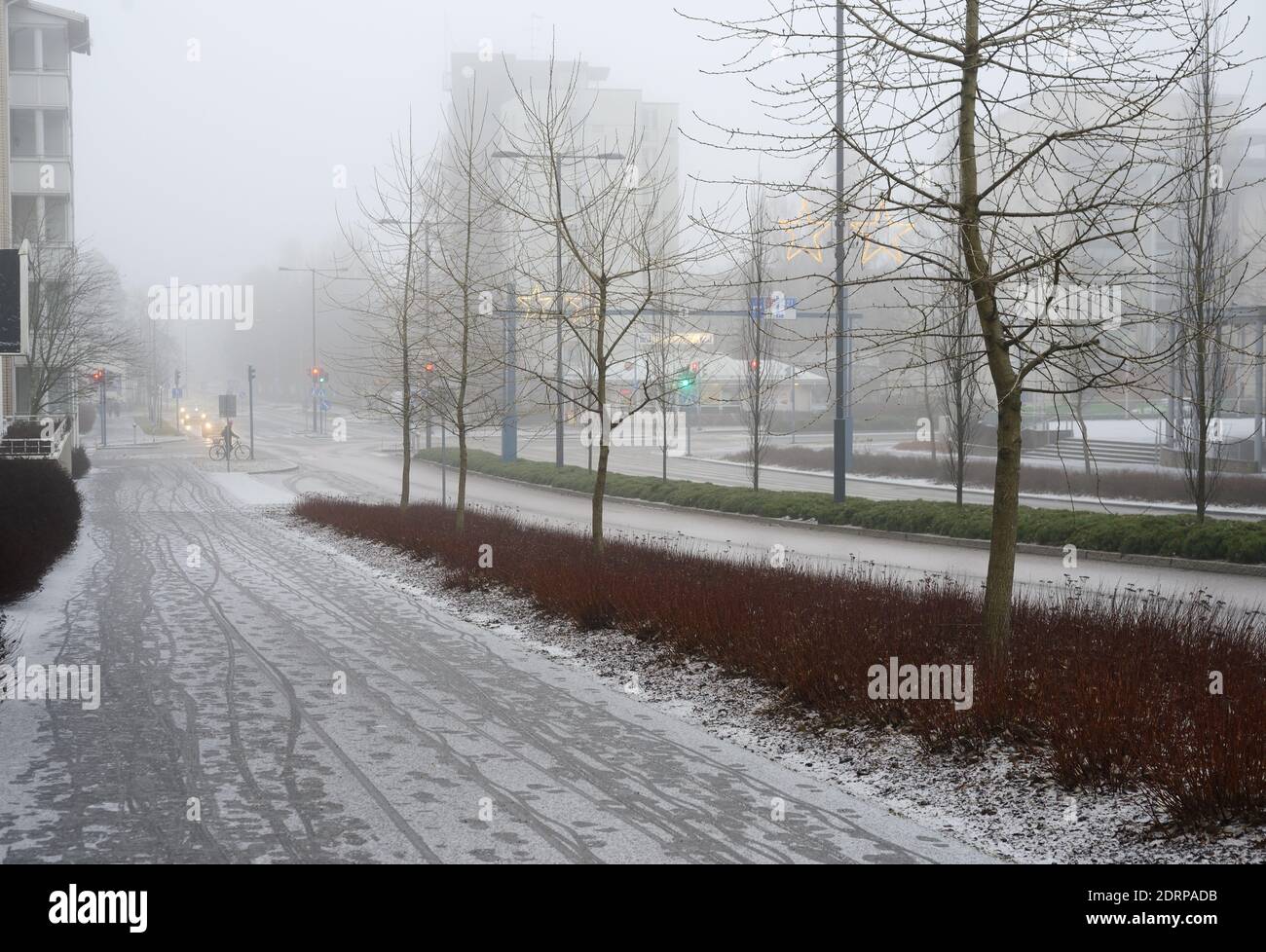 Giornata invernale in una piccola città finlandese, Hyvinkää, Finlandia Foto Stock