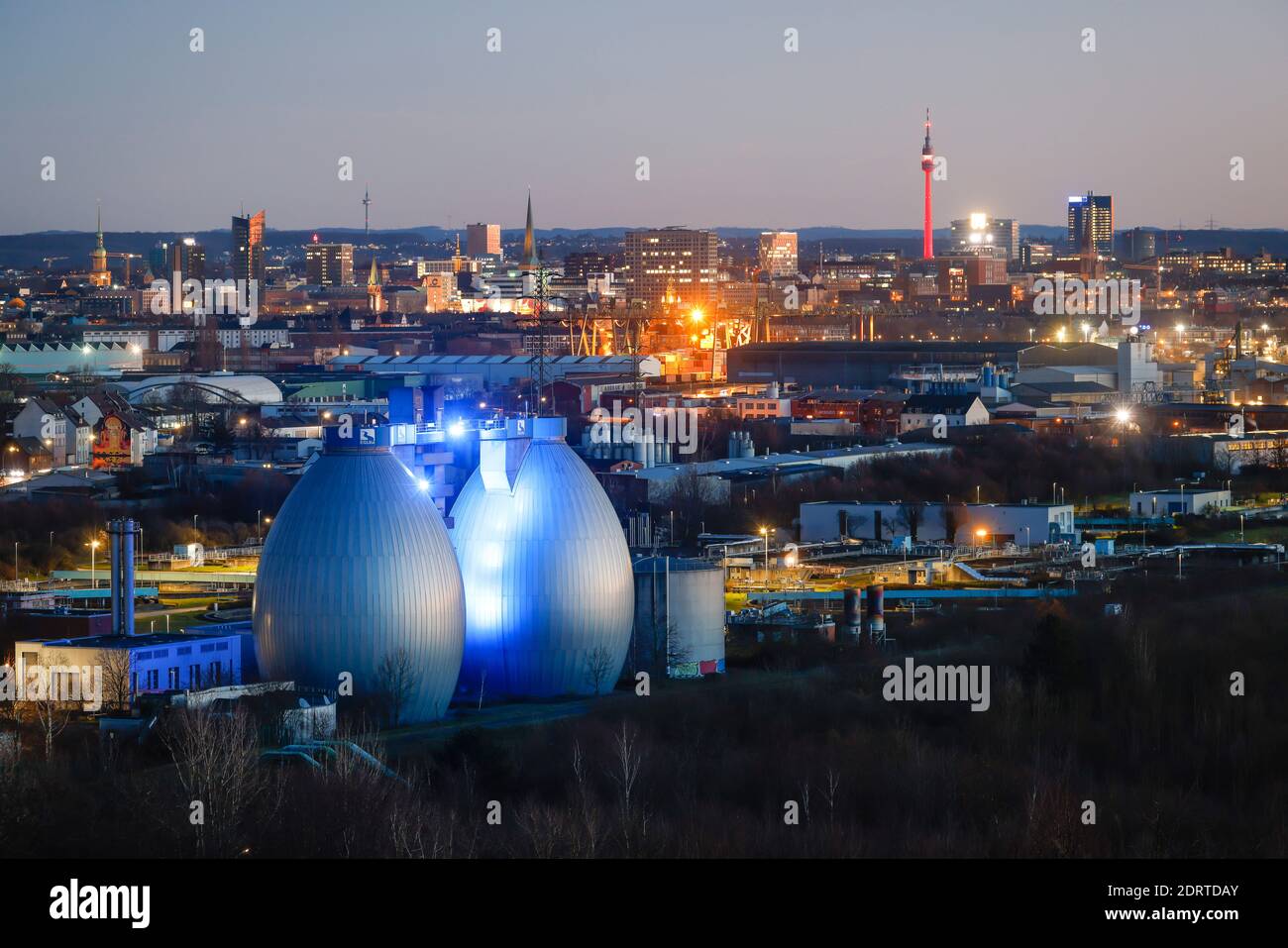 Dortmund, zona della Ruhr, Nord Reno-Westfalia, Germania - panorama della città Dortmund, skyline del centro di Dortmund, nella torre televisiva sul retro Florian A. Foto Stock