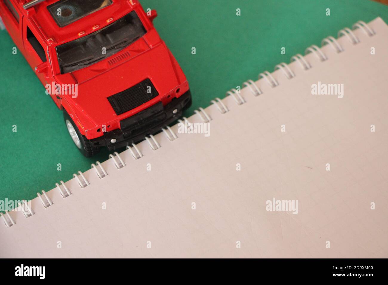 Testo di scrittura di parola assicurazione auto. Concetto di business per la copertura degli incidenti Politica completa garanzia di autoveicoli. Foto Stock