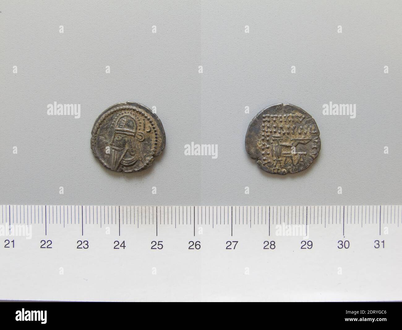 Righello: Vologasi V, 1 dracm di Vologasi V, 207–22 d.C., Argento, 3.58 g, 12:00, 20.2 mm, Made in Uncertain, Parthia, Parthian, III secolo d.C., Numismatica Foto Stock