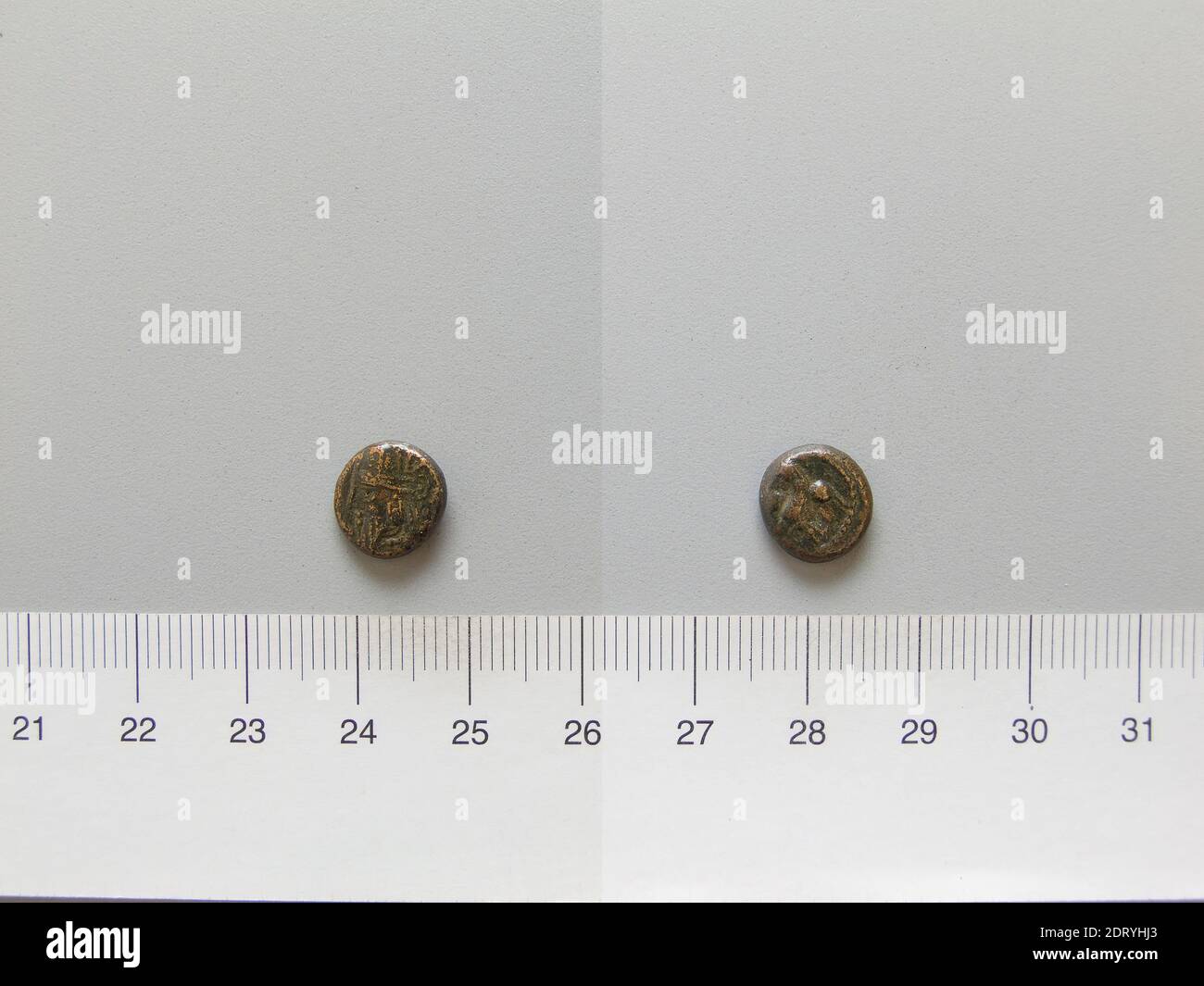 Righello: Vologasi V, moneta di Vologasi V, 207–22 d.C., Bronzo, 1.59 g, 12:00, 10.4 mm, fatto in incerto, Parthia, Parthiano, III secolo d.C., Numismatica Foto Stock