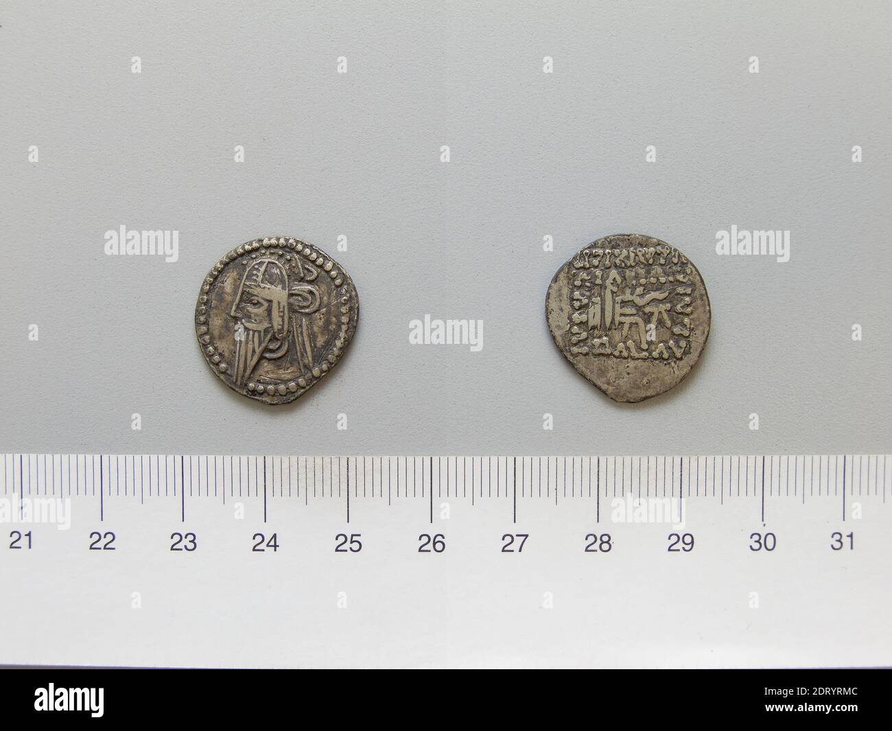 Righello: Vologasi V, 1 dracm di Vologasi V, 207–22 d.C., Argento, 3.41 g, 12:00, 20.1 mm, Made in Uncertain, Parthia, Parthian, III secolo d.C., Numismatica Foto Stock