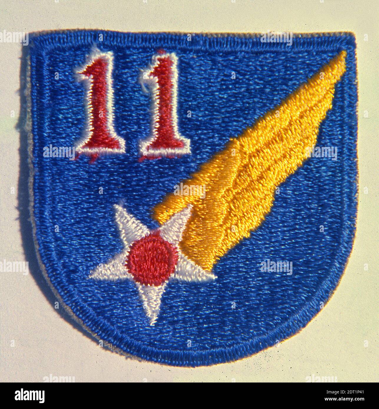 Guerra mondiale US Army Air Corps 11° emblema e spalla dell'aeronautica militare. Foto Stock