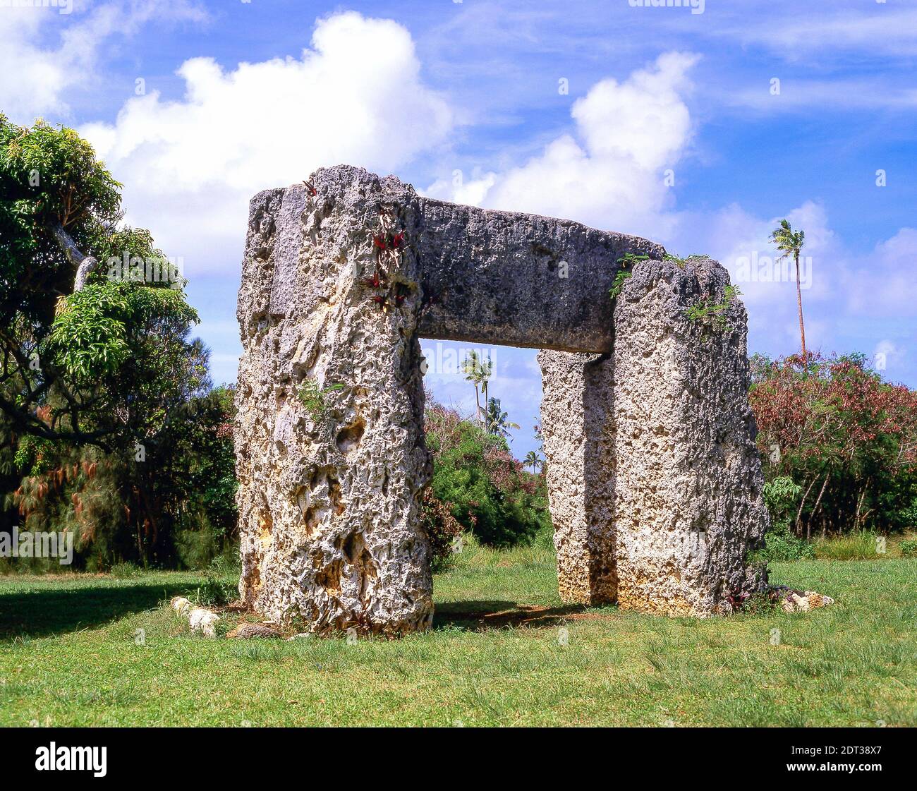 Antico in pietra Trilithon monumento, Niutoua, Ha'amonga a Maui, Tongatapu, Regno di Tonga Foto Stock