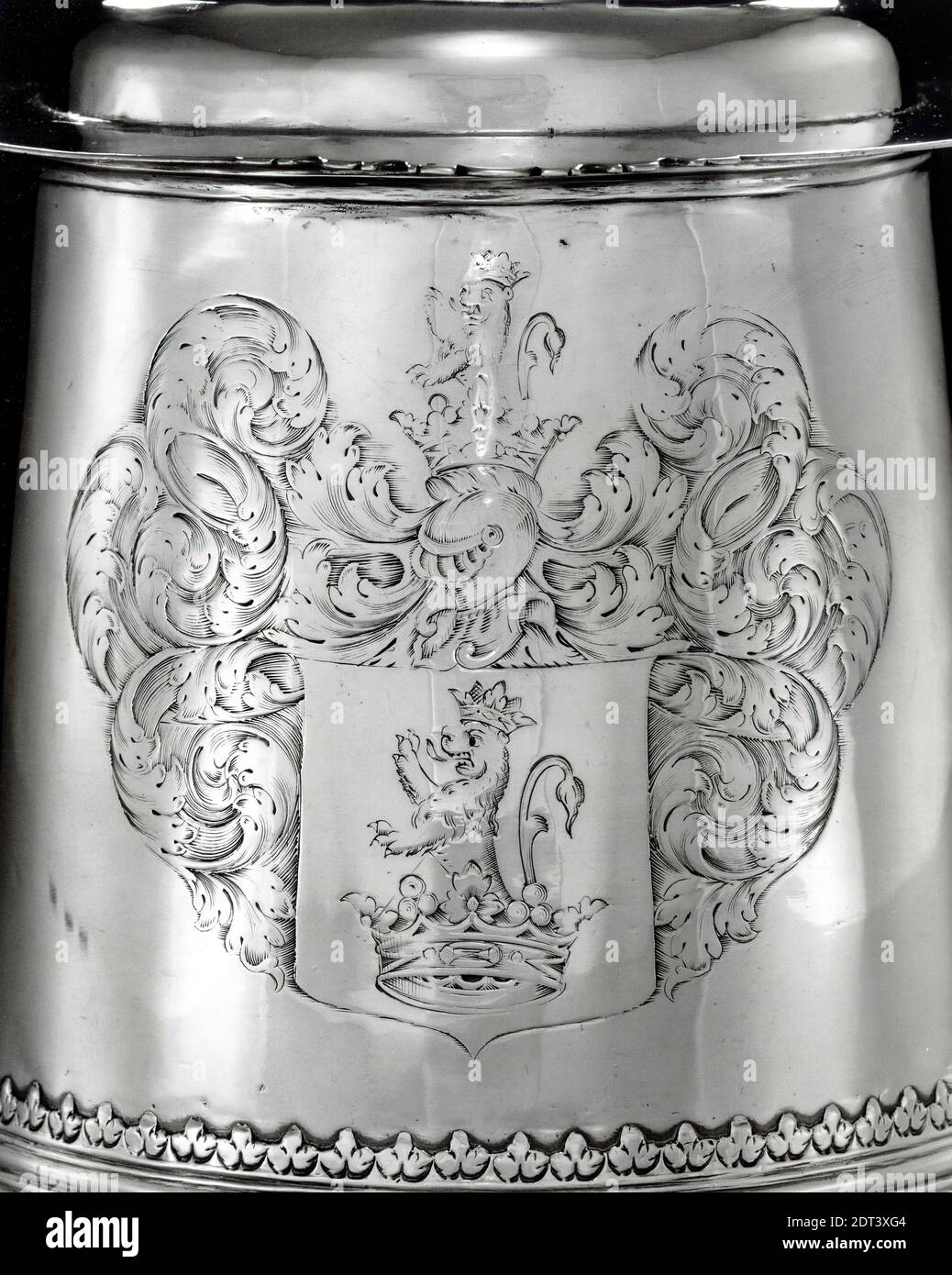 Produttore, attribuito a: Jurian Blanck, Jr., americano, 1645–1714, Tankard, ca. 1690, Argento, 6 3/4 pollici, 862 g (17.1 cm), Made in New York, New York, American, 17 ° secolo, Containers - metalli Foto Stock