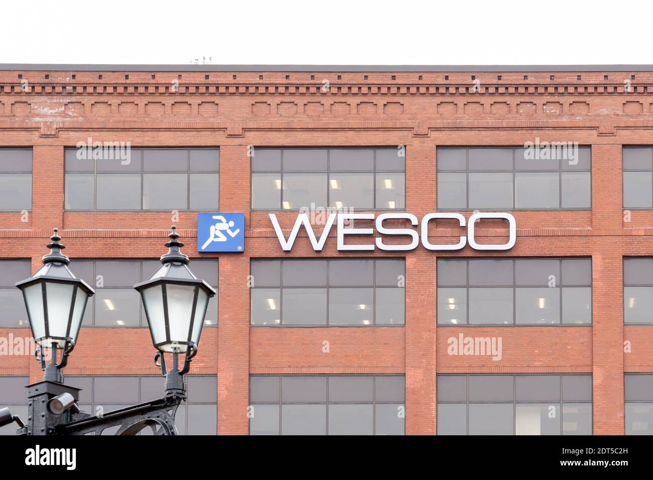 Cartello della WESCO sull'edificio di Pittsburgh, Pennsylvania, Stati Uniti. Foto Stock