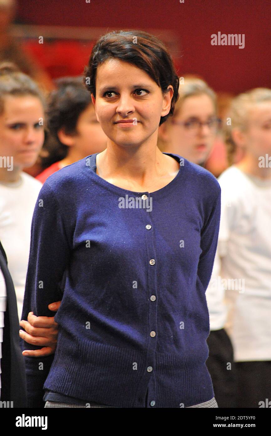 Ministro dei diritti della donna e portavoce del governo Najat Vallaud Belkacem in occasione di una prima partita al GDF SUEZ Open allo Stade de Coubertin, Parigi, 31 gennaio 2014. Foto di Thierry Plessis/ABACAPRESS.COM Foto Stock