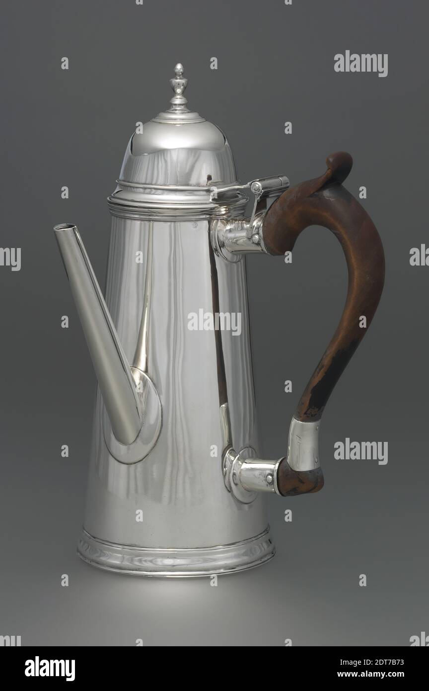 Produttore: Charles le Roux, 1688–1748, caffettiera, ca. 1725–35, argento, 10 3/4 poll. (27.3 cm), Made in New York, New York, American, 18 ° secolo, Containers - metalli Foto Stock