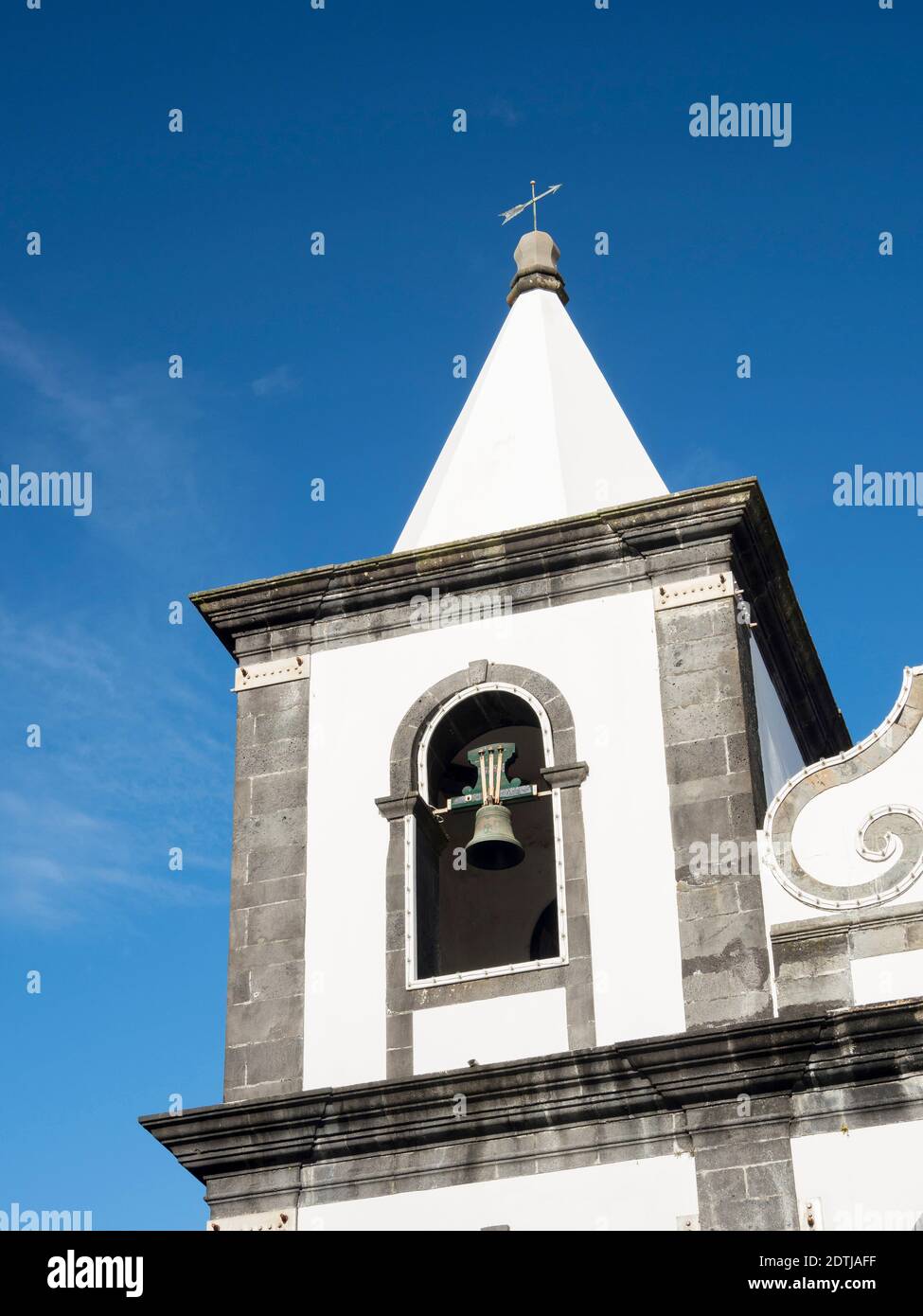 Chiesa Igreja de Nossa Senhora das Angustias. Horta, la città principale di Faial. Isola di Faial, un'isola delle Azzorre (Ilhas dos Acores) nell'Atlantico Foto Stock