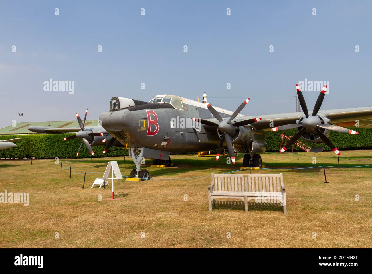 Un AVRO Shackleton MR3/3 (WR977), un aereo britannico di pattuglia marittima a lungo raggio, Newark Air Museum, vicino Newark-on-Trent, Nottinghamshire, Regno Unito. Foto Stock