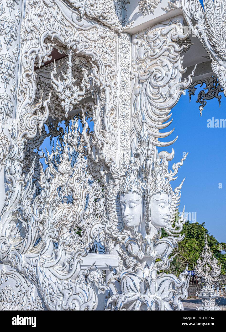 Thailandia, Chiang Rai City, il Tempio Bianco (Wat Rong Khun) Foto Stock