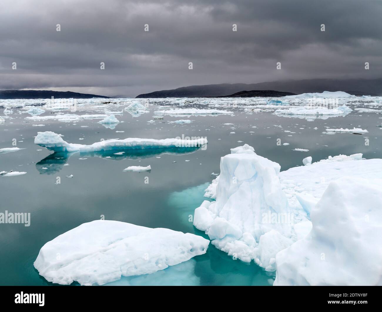 Iceberg nella baia di Disko, Groenlandia, Danimarca, agosto Foto Stock